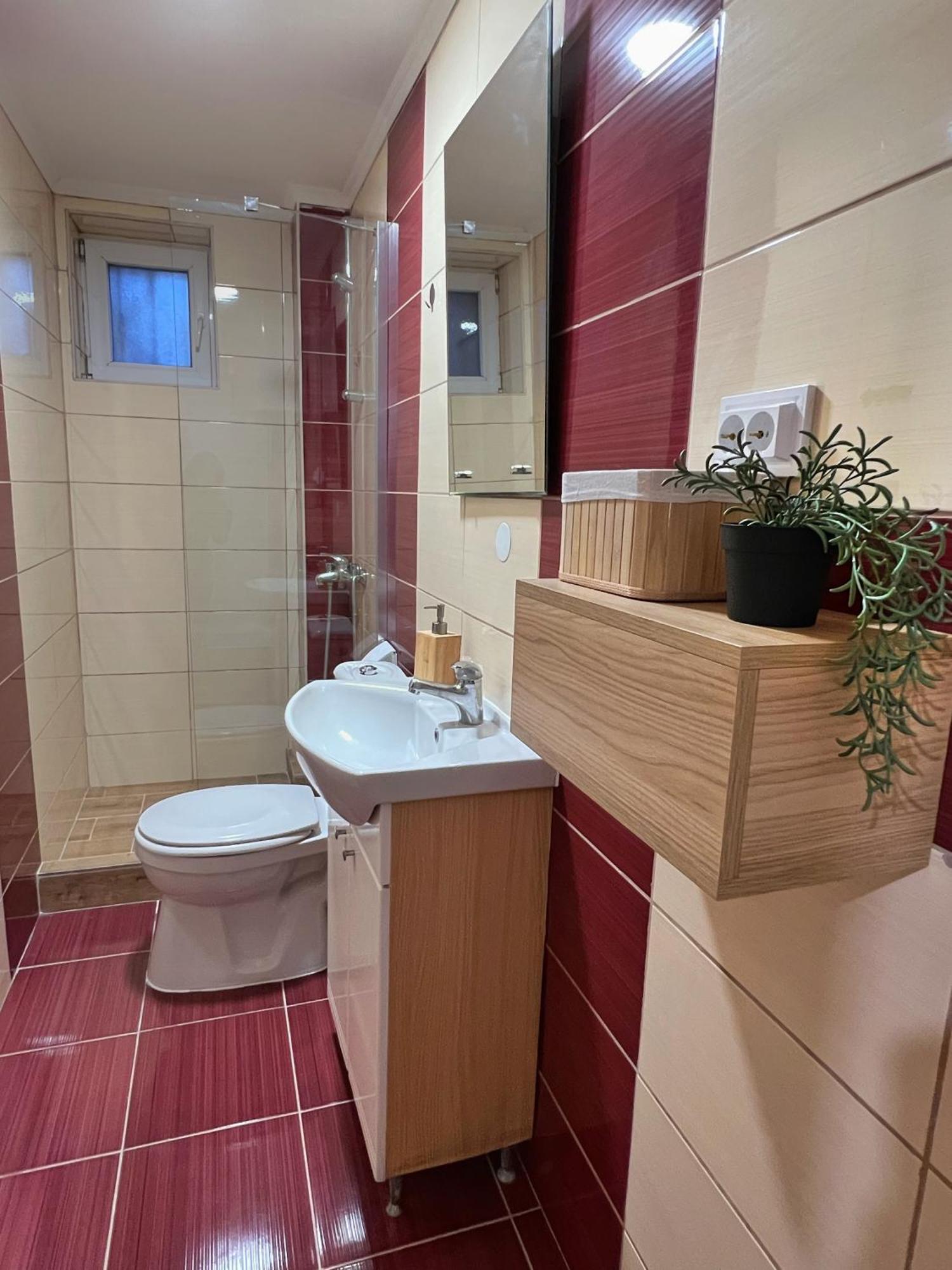Charming 2 Bedroom Apartment سكوبجي المظهر الخارجي الصورة